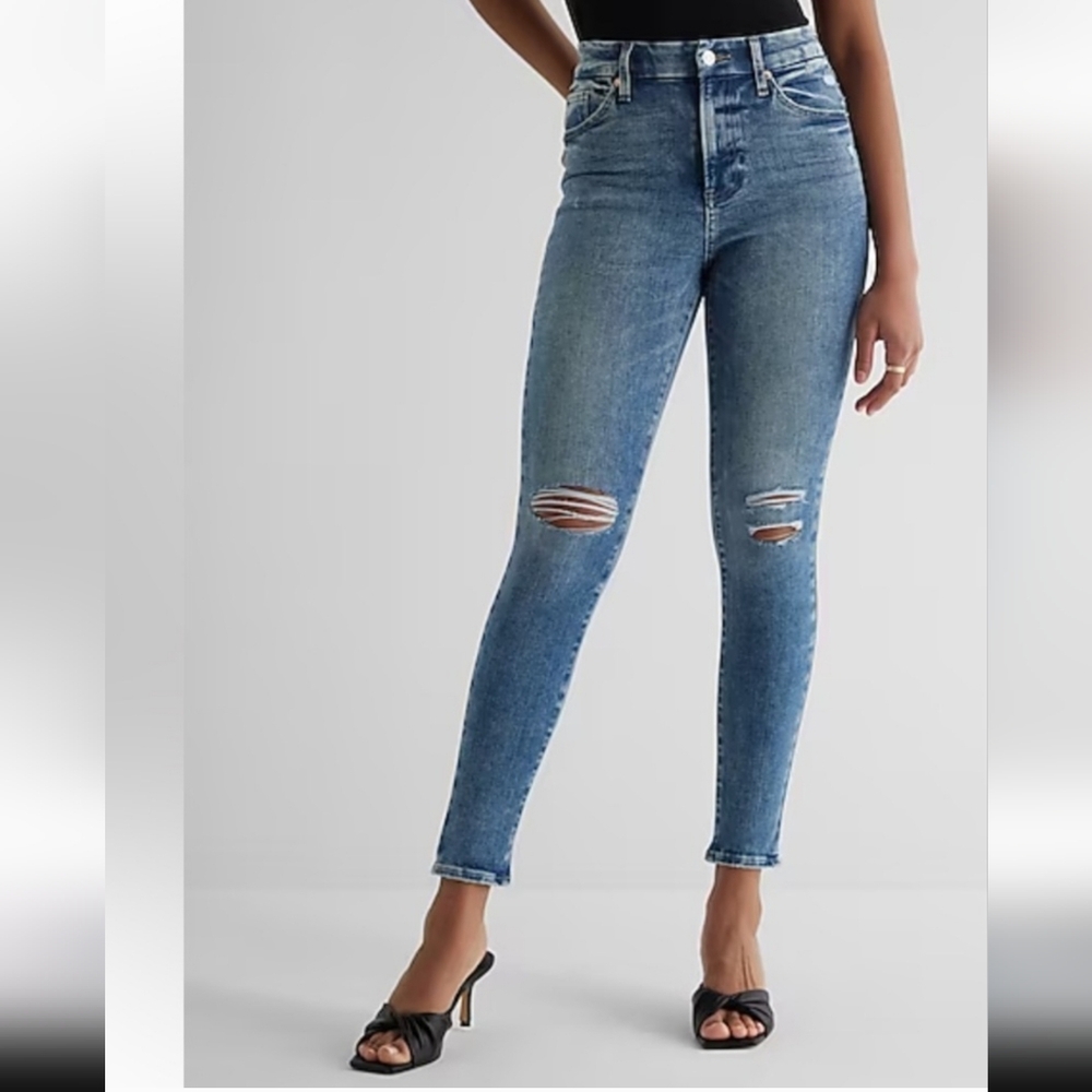 NWT Express Skinny Ripped High-Rise Fexx Jeans